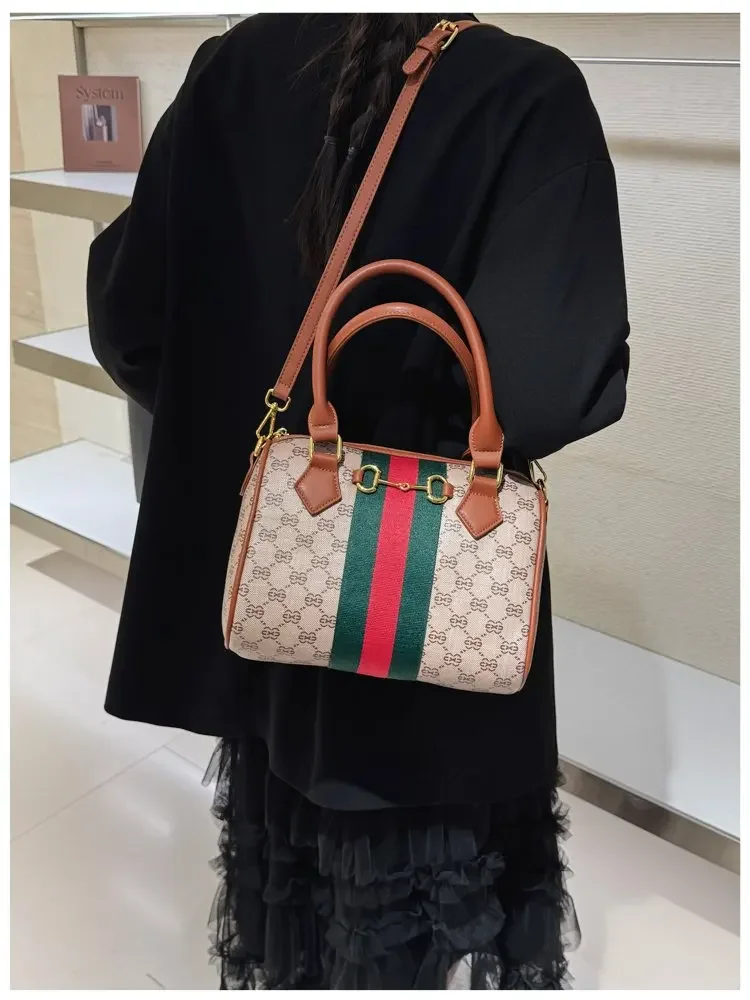 High-end Leather Diaper Bag for Ladies Vintage Fashionable Simple Commuter Backpack Business Mens Womens