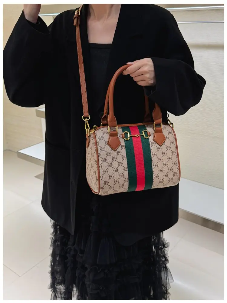 High-end Leather Diaper Bag for Ladies Vintage Fashionable Simple Commuter Backpack Business Mens Womens