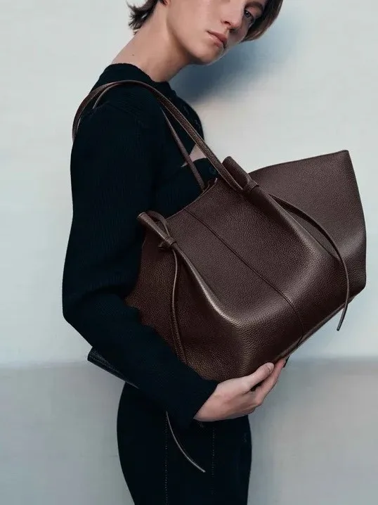 Simple Vintage Fashionable Tote Bag For Women Trendy Design Large Capacity Luxury Leather Diaper Bags For Stylish Moms