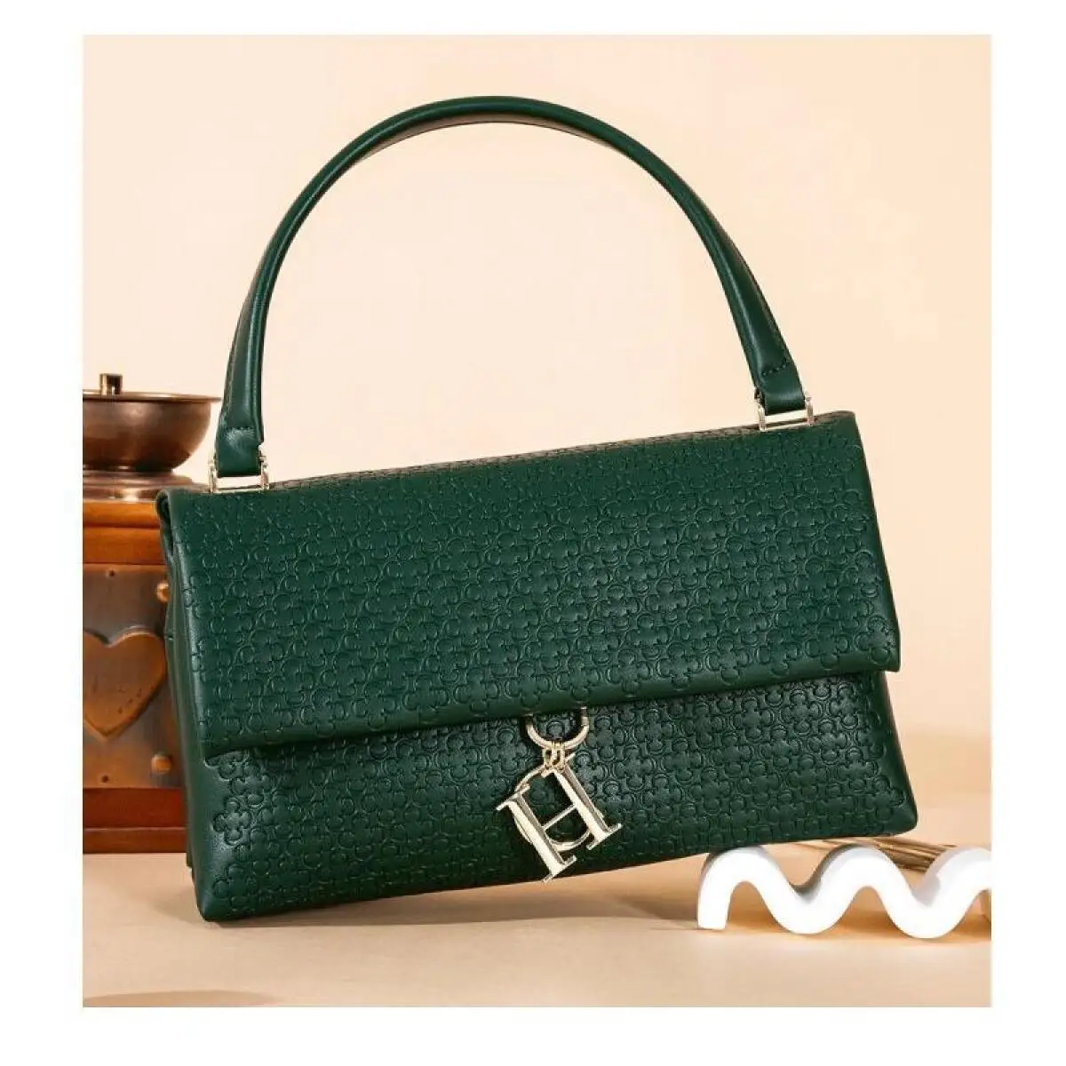 CH Handbag For Women Luxury Designer Shoulder Bag Fashion Embossed Leather Top Handle Bag Elegant Clutch Bag For Daily Use