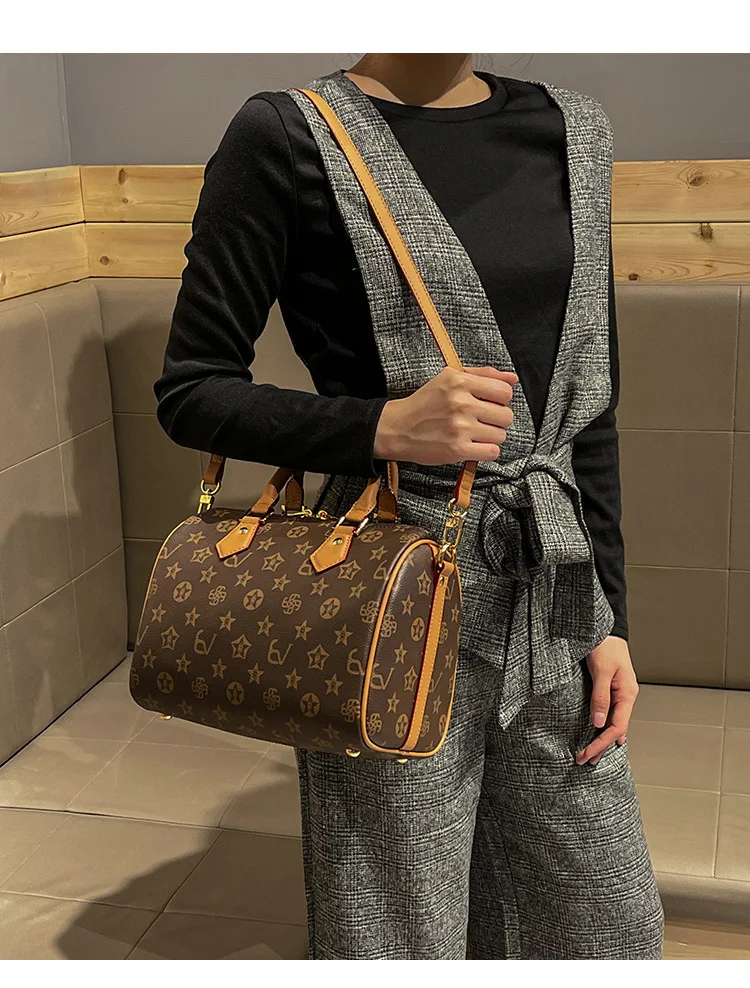 Classic design PU leather crossbody bag, fashionable women's zipper shoulder bag, luxurious printed pattern handbag