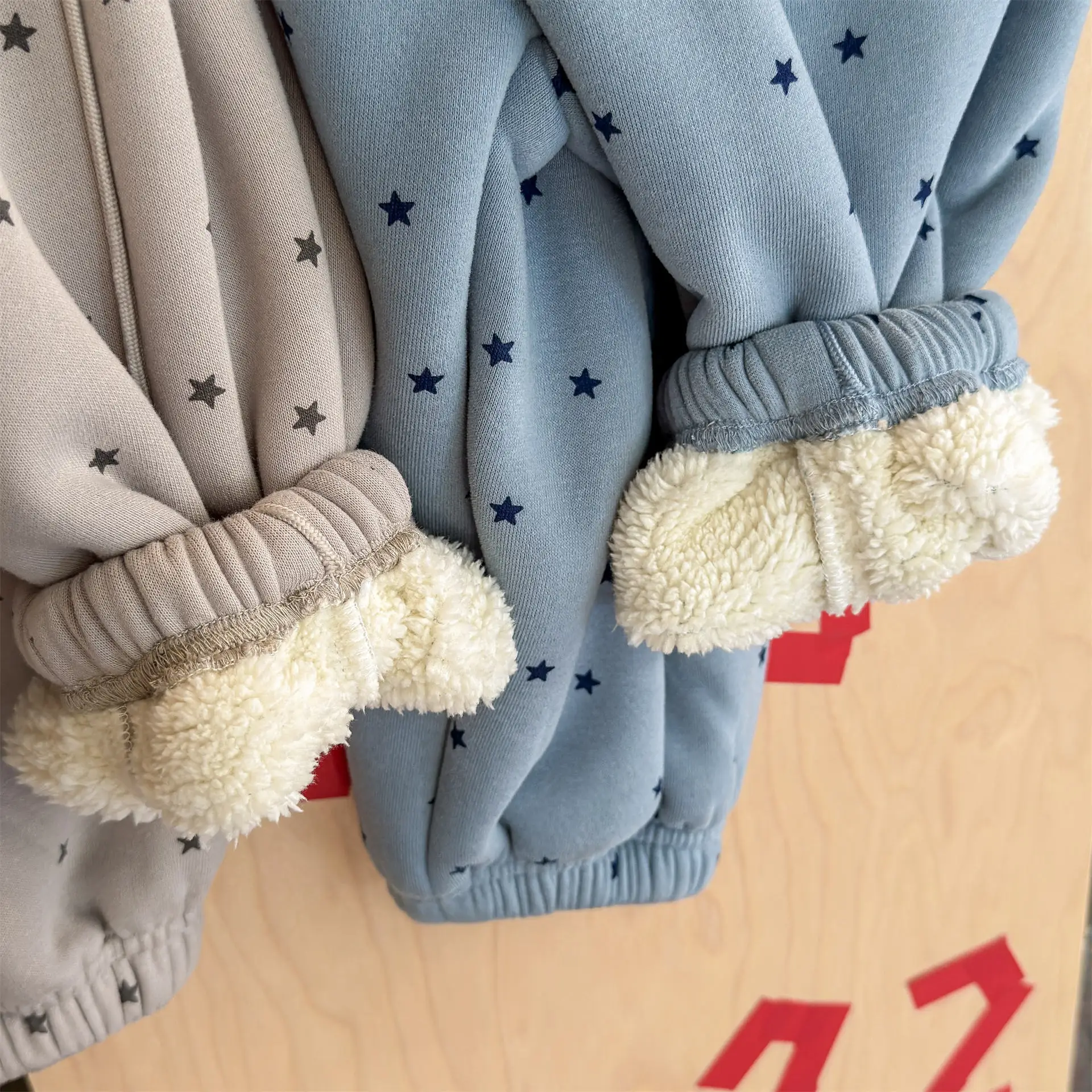2025 Winter New Children Warm Pants Boys Girls Star Print Harem Pants Kids Fleece Trousers Baby Plus Velvet Thick Casual Pants