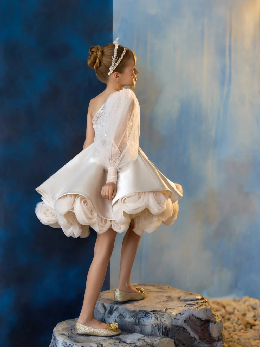New Arrival Luxurious Beaded Mini Princess Gown Stage Performance Wear Fashionable One Shoulder Girls Dresses Dancing Outfit