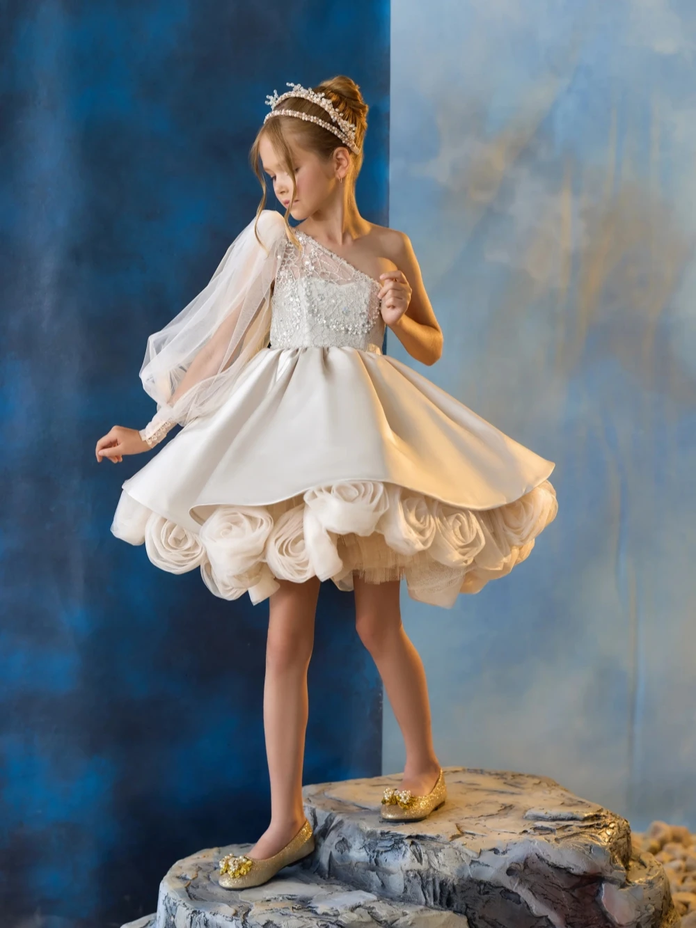 New Arrival Luxurious Beaded Mini Princess Gown Stage Performance Wear Fashionable One Shoulder Girls Dresses Dancing Outfit