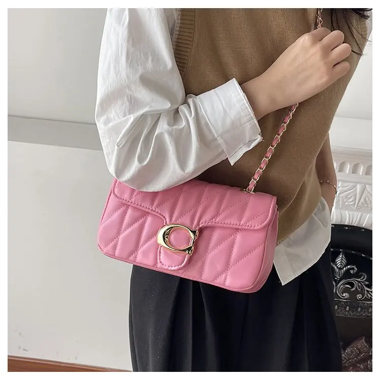 Simple Yet Luxury Leather Tote Bag For Women Designer Crossbody Large Capacity Elegant Diaper Bag For Commuter Textured Simple