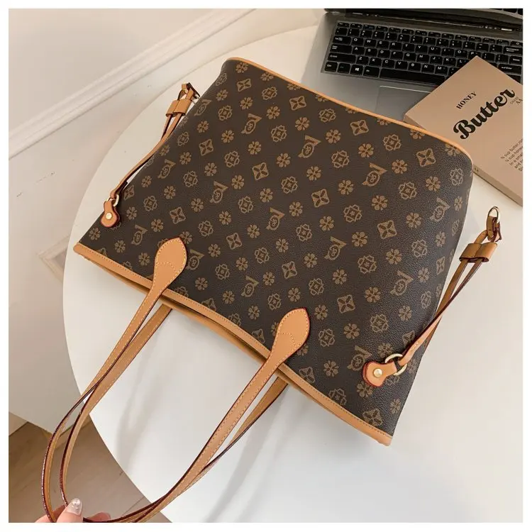 Luxury Vintage Diaper Bag High-End Elegant Shoulder Purse Unique Business Satchel Trendy Letter Logo Messenger For Women