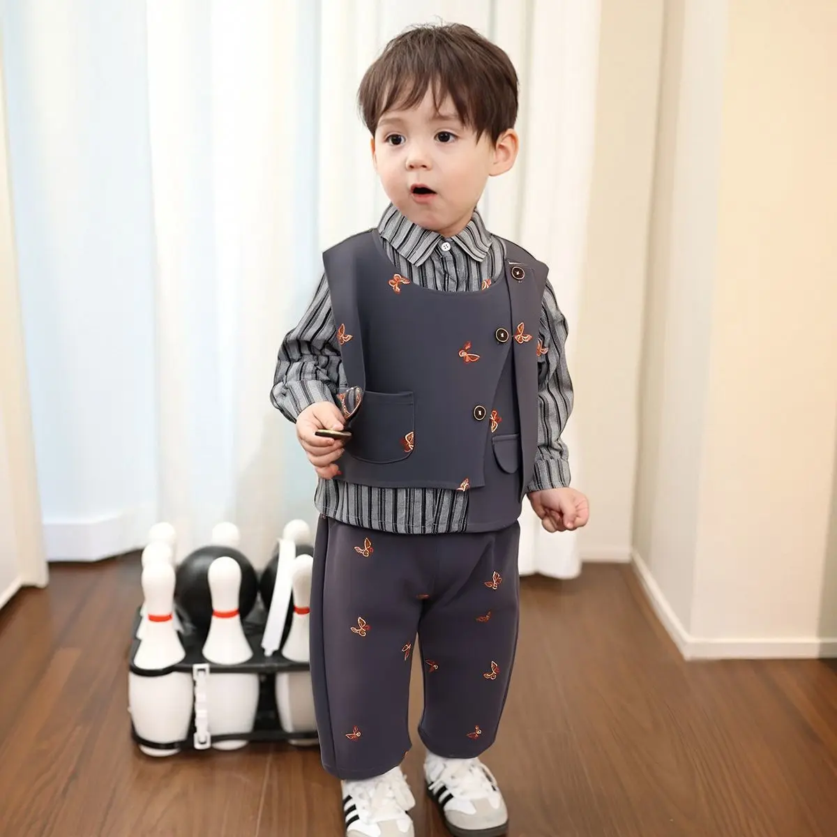 2026 Spring And Autumn New Baby Boy's Clothing Set Korean Edition Handsome Children's Suit Bow Vest Shirt Pants 3PCS 1-5Years