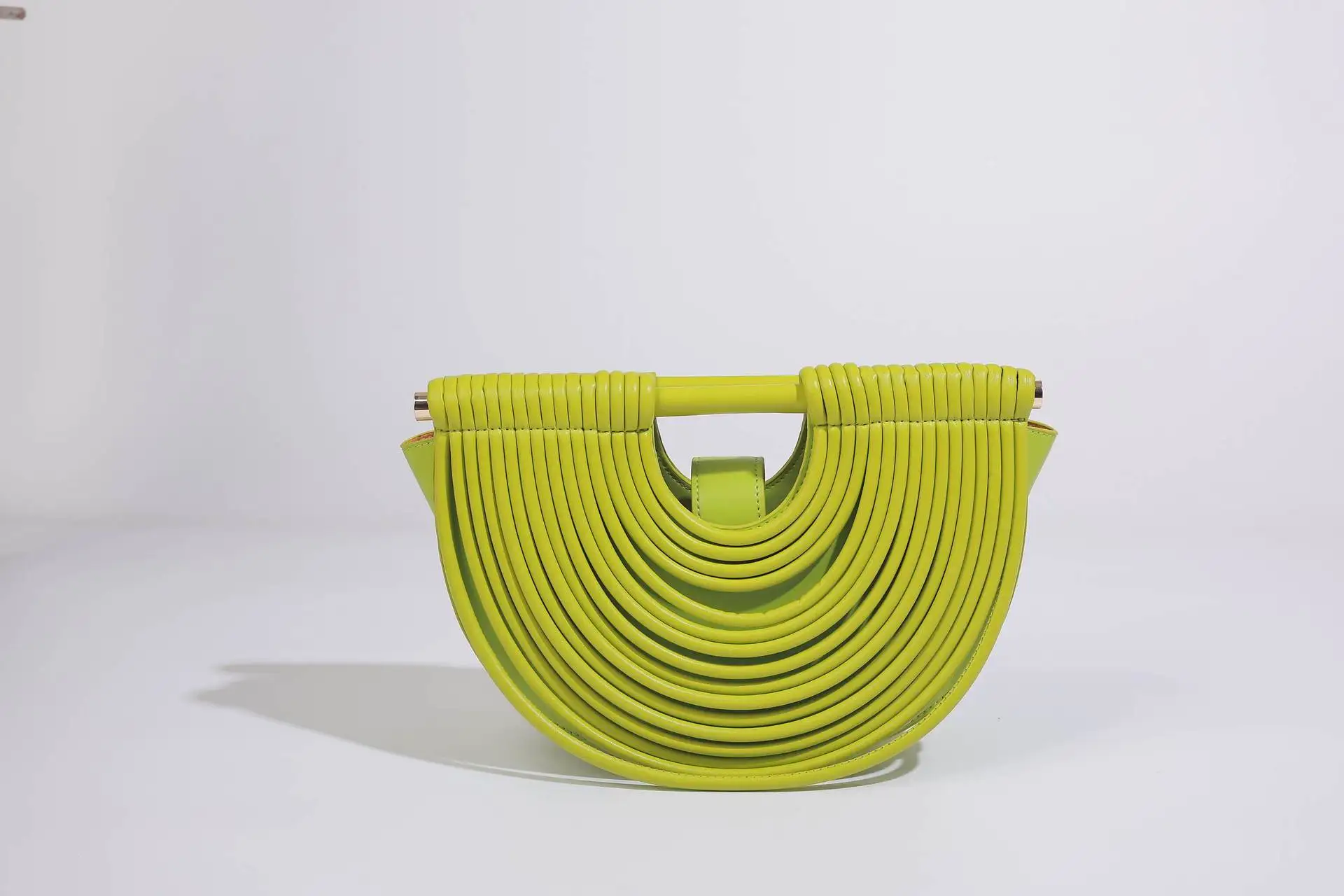 Fashionable Minimalist Luxury Diaper Bag Unique Designer For Women Large Capacity Vintage Leather Shoulder Bag Elegant Crossbody