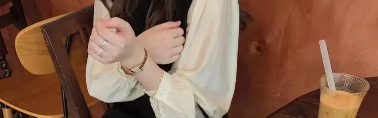 Maternity Stitching Fake Two-piece Clothes French Temperament Pregnancy Palace Sleeve Long-sleeved Dress 2024 Spring Autumn New