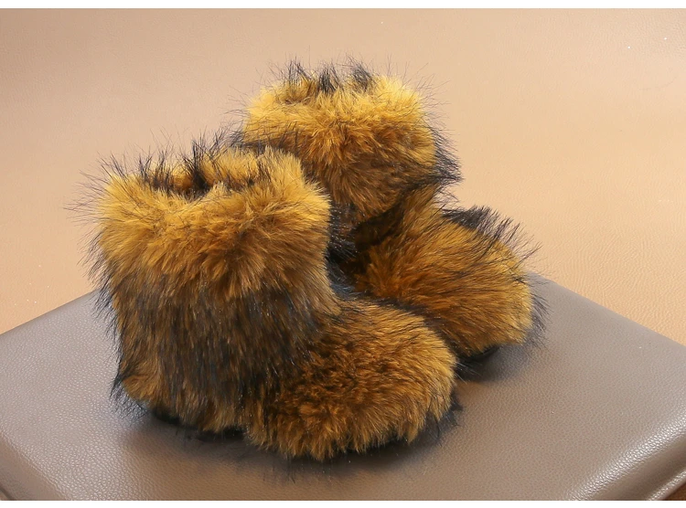 Girls Performance Boots Hip Hop Soft Kids Plush Boots Versatile Fashion 2025 Winter Children Short Boots Colorful Comfortable
