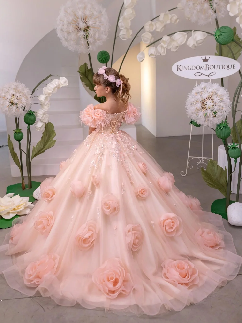Handmade 3D Floral Sequined Princess Gown Gorgeous Flower Girls Dresses For Wedding Sweet Charming Kids Dresses Performance Wear