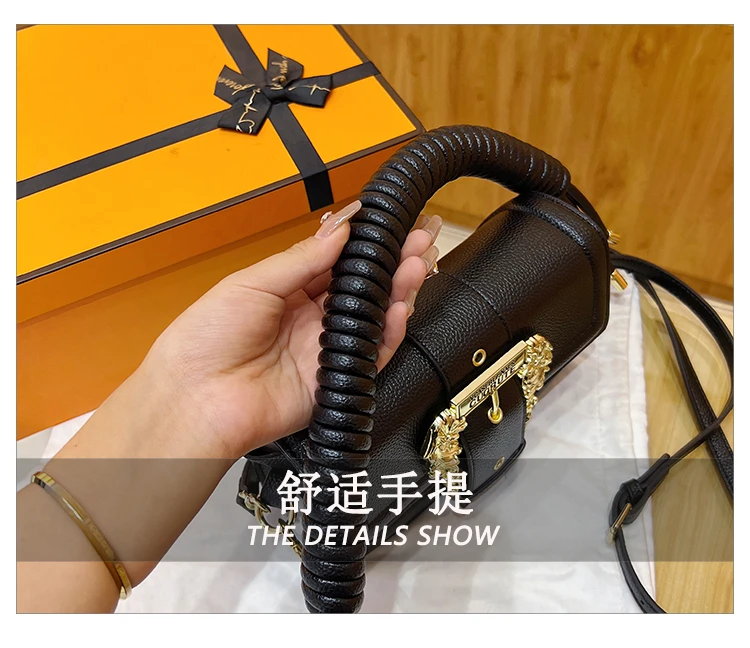 Designer Elegant Large Capacity Crossbody Diaper Bag: Luxury Women's Handbag With Vintage Leather Look And Unique Tote Style