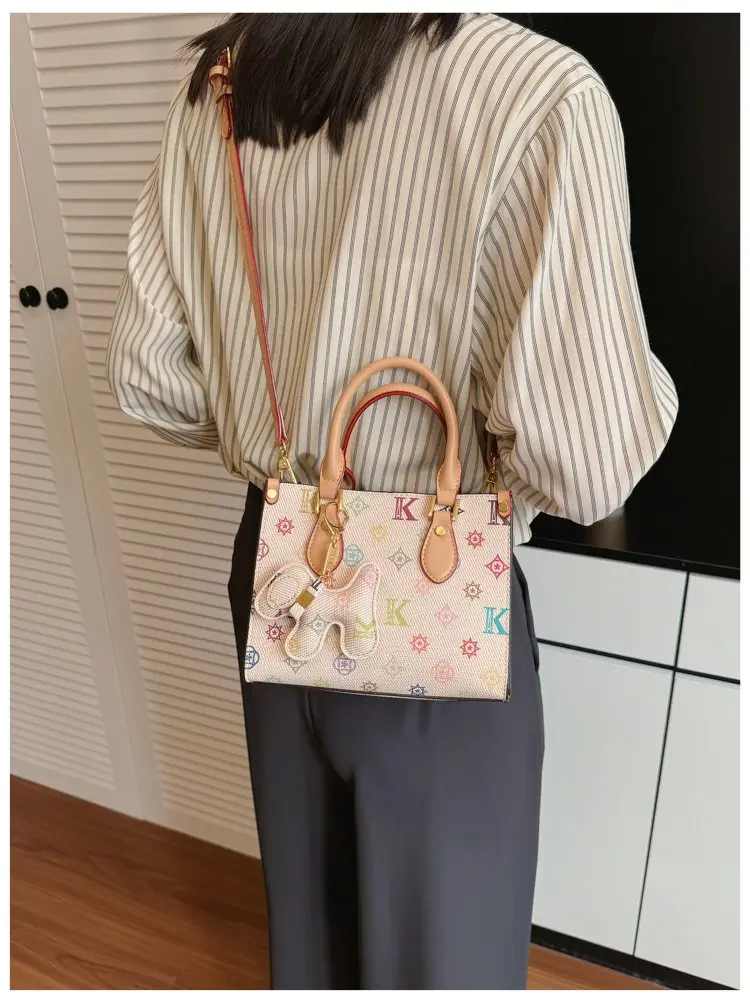 Paris Crossbody Diaper Bag Women's Luxury Leather Tote Vintage Minimalist Designer Large Capacity Elegant French Style