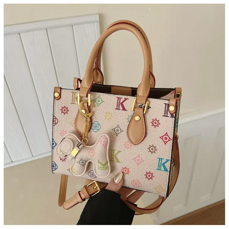 Paris Crossbody Diaper Bag Women's Luxury Leather Tote Vintage Minimalist Designer Large Capacity Elegant French Style