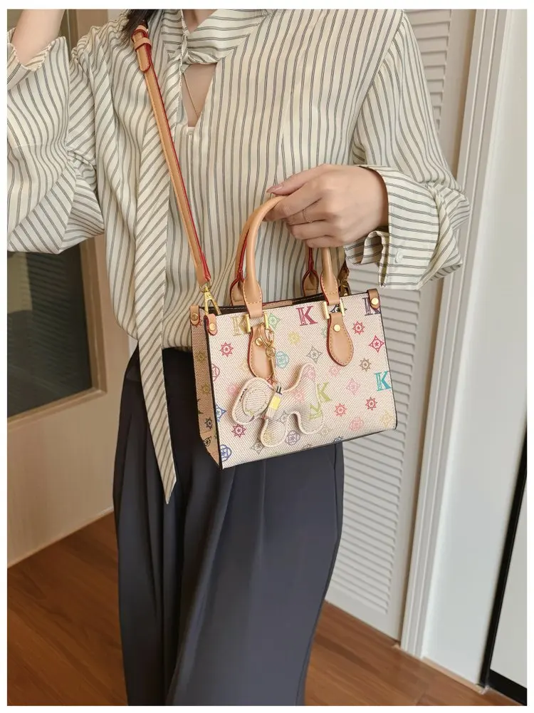 Paris Crossbody Diaper Bag Women's Luxury Leather Tote Vintage Minimalist Designer Large Capacity Elegant French Style