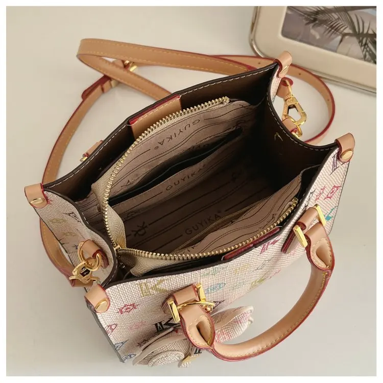 Paris Crossbody Diaper Bag Women's Luxury Leather Tote Vintage Minimalist Designer Large Capacity Elegant French Style