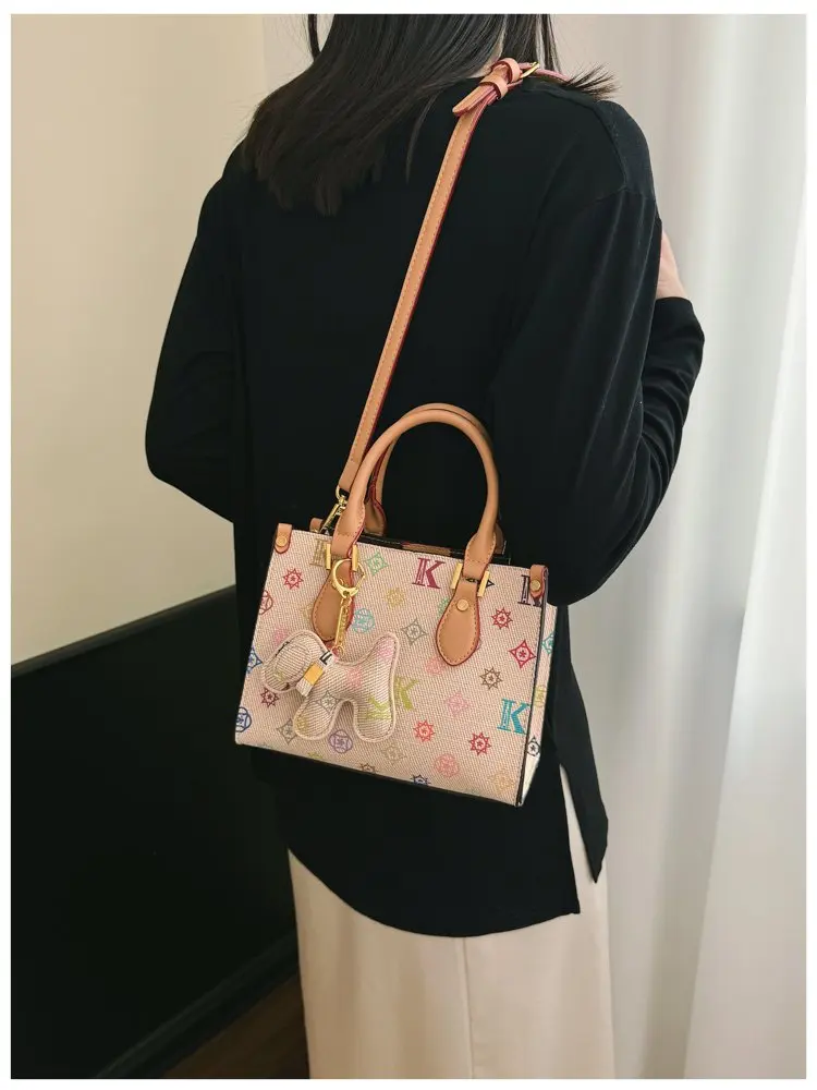 Paris Crossbody Diaper Bag Women's Luxury Leather Tote Vintage Minimalist Designer Large Capacity Elegant French Style