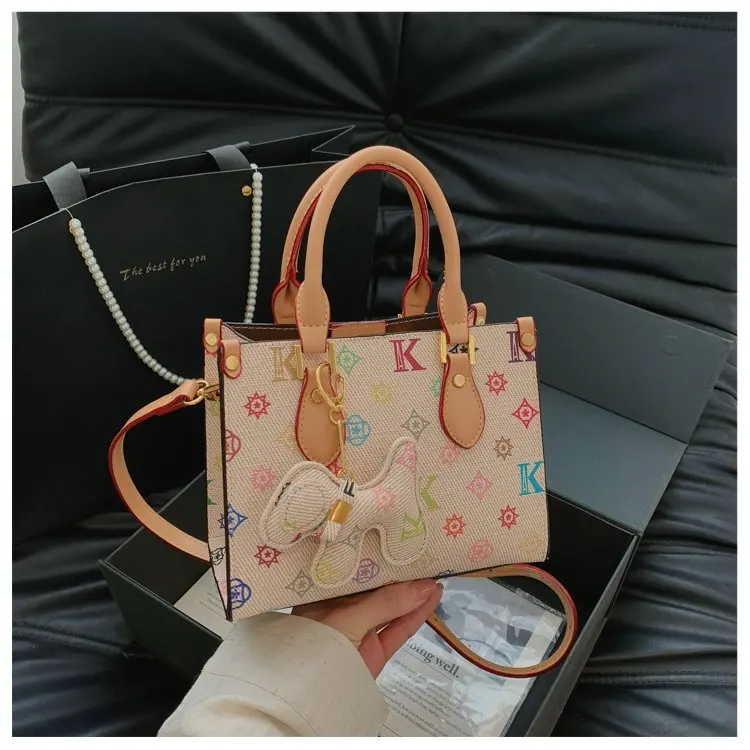 Paris Crossbody Diaper Bag Women's Luxury Leather Tote Vintage Minimalist Designer Large Capacity Elegant French Style