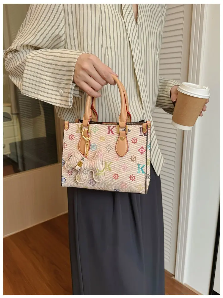 Paris Crossbody Diaper Bag Women's Luxury Leather Tote Vintage Minimalist Designer Large Capacity Elegant French Style