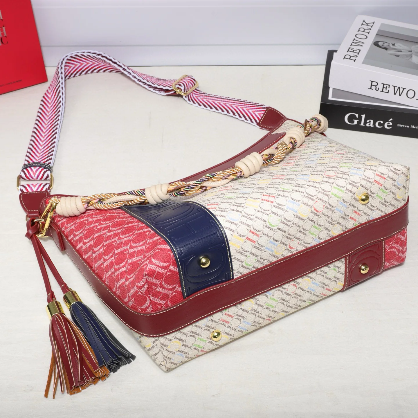 Fashion zipper women's shoulder bag, large capacity women's chain strap crossbody bag, casual travel handbag
