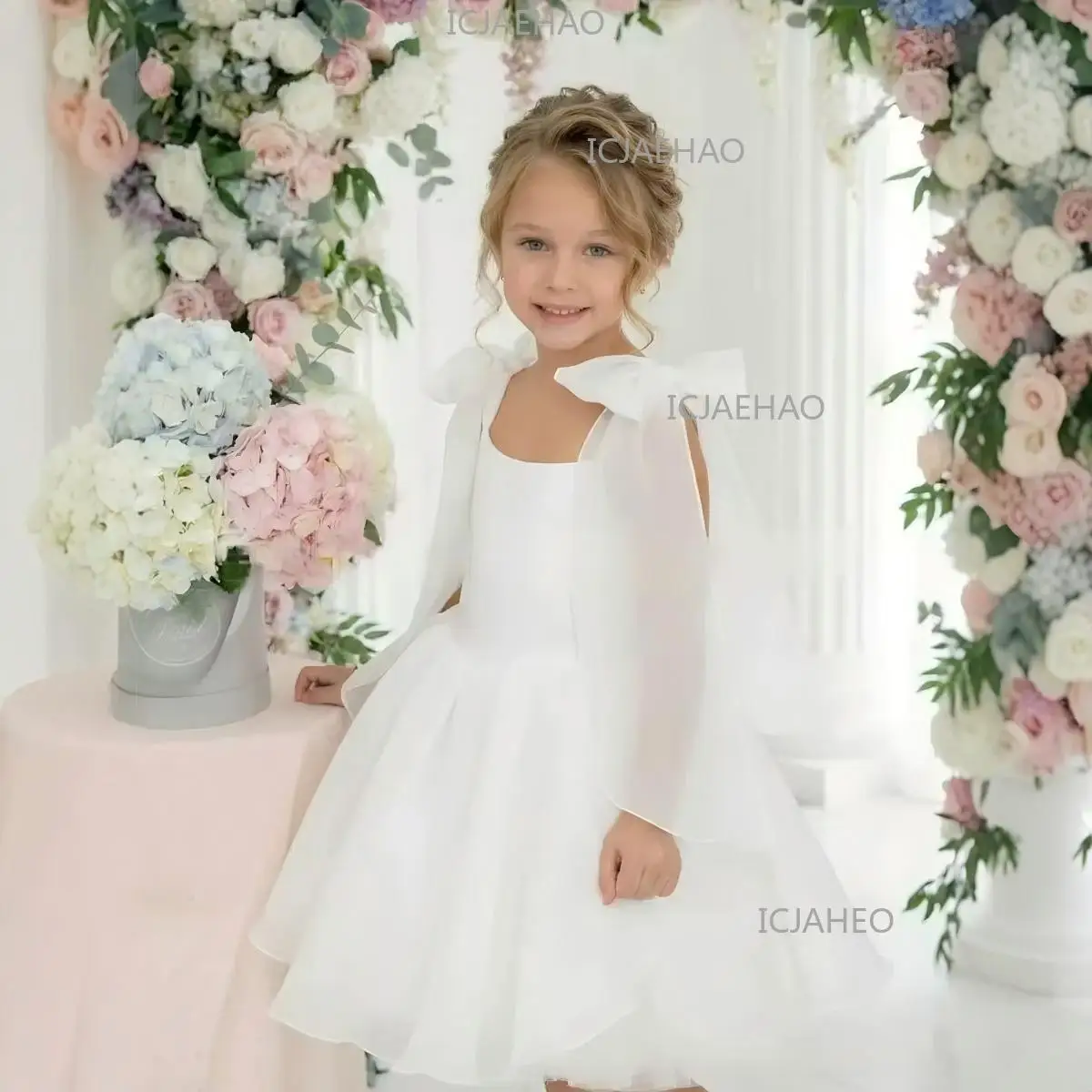2026 Kids Birthday Party Performance Host Big Bow Pageant Gown Wedding Tutu White Princess Dress Children Girls Elegant Costume