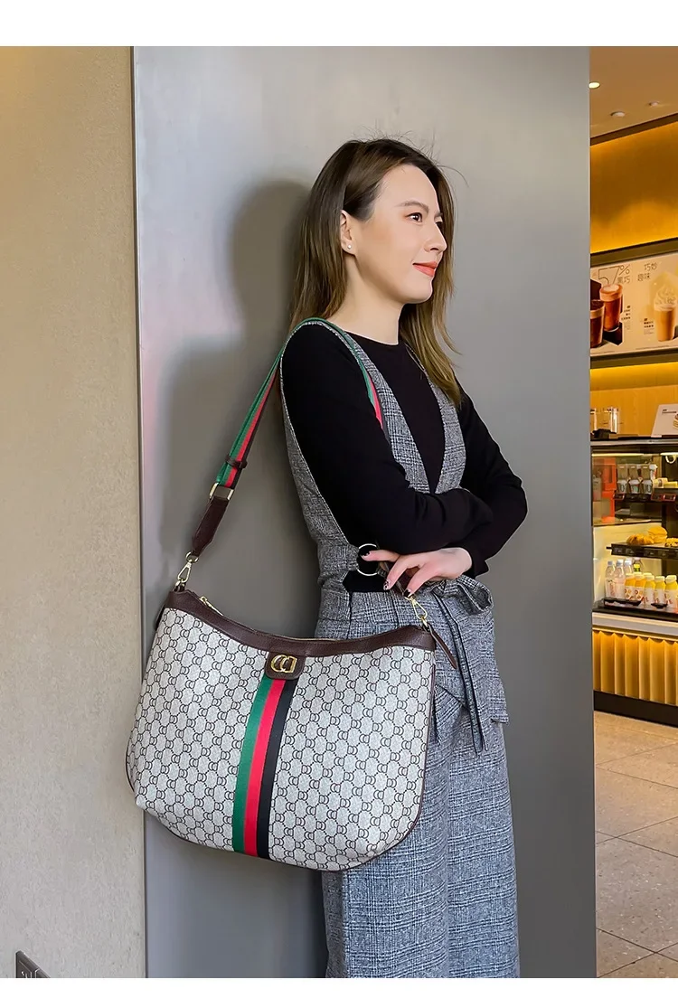 High quality design women's handbag, modern trend women's zipper shoulder bag, elegant and exquisite style women's bag