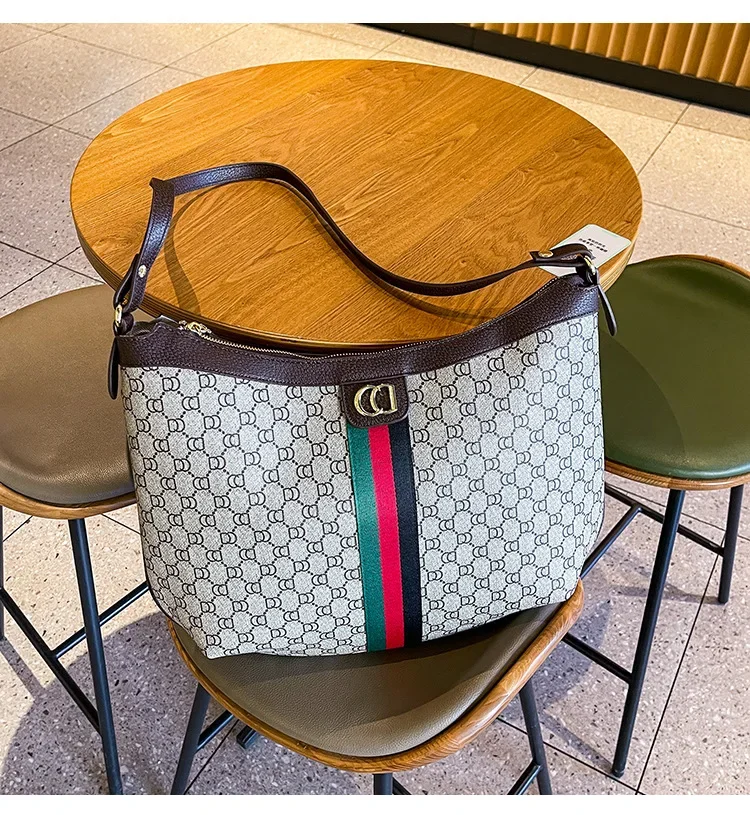 High quality design women's handbag, modern trend women's zipper shoulder bag, elegant and exquisite style women's bag