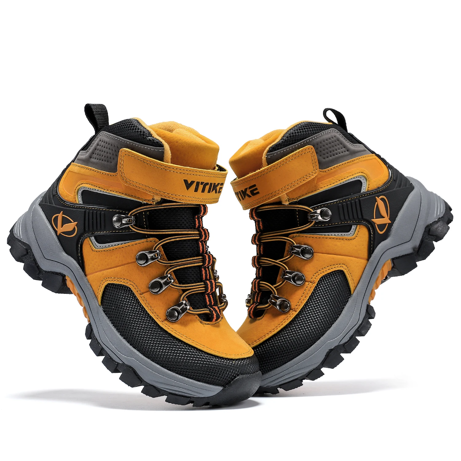 Kids Hiking Boots Outdoor Walking Climbing Antiskid Sneaker Comfortable Snow Shoes with Steel Buckle Sole for Boys And Girls