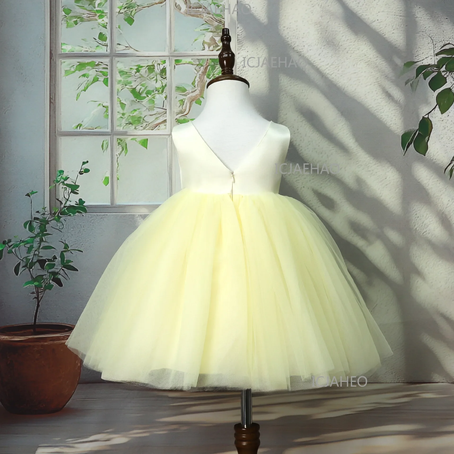 Children Gown Sleeveless Elegant Tutu Host Performance Birthday Party Banquet Princess Dress Flower Girl Wedding Girls Holiday