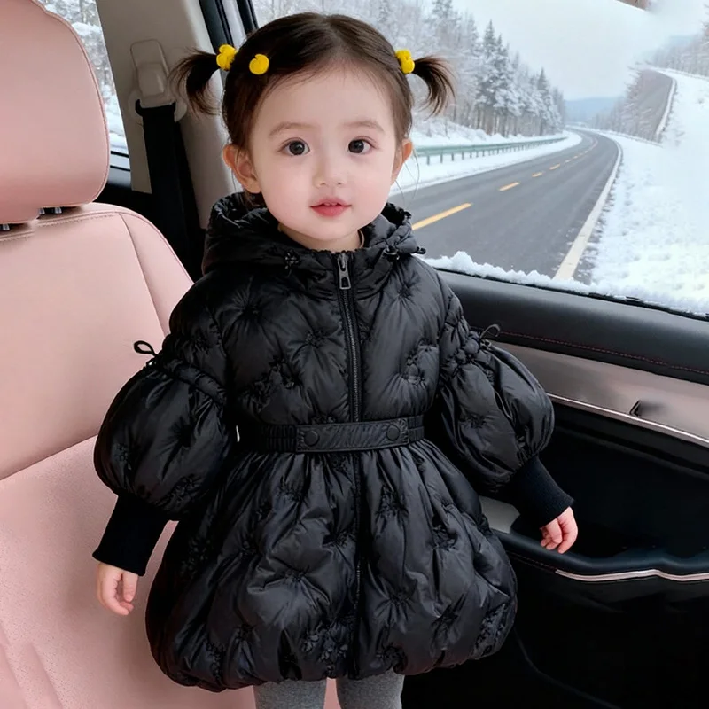 2026 New Winter Girls' Lantern Sleeves with Three-dimensional Embroidery and Waist Cinching Warm Cotton Jacket