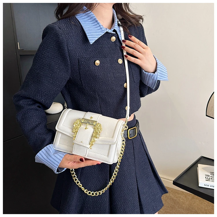 New casual travel shoulder bag, elegant and fashionable handbag, outdoor trendy women's chain strap crossbody bag