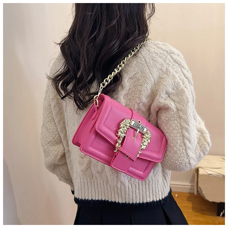 New casual travel shoulder bag, elegant and fashionable handbag, outdoor trendy women's chain strap crossbody bag