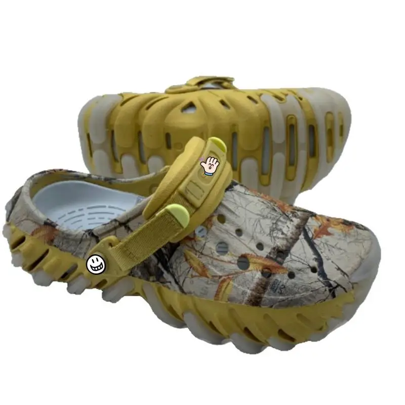 Demon Slayer Kamado Tanjiro Green Check Clogs Chunky Jagged Sole Waterproof Eva Hole Sandals Mens Outdoor Walking Casual Clogs