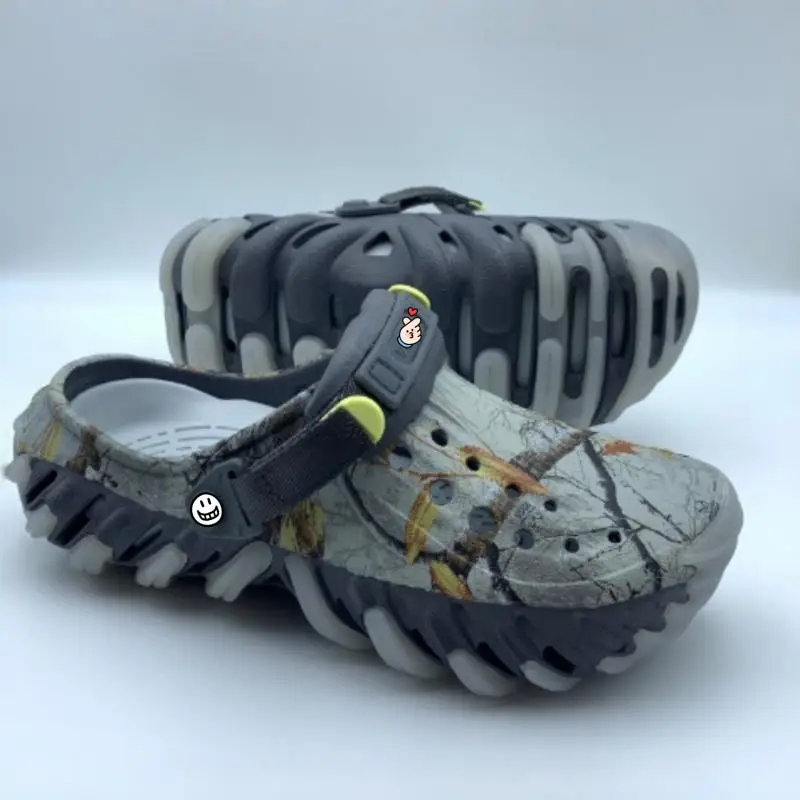 Demon Slayer Kamado Tanjiro Green Check Clogs Chunky Jagged Sole Waterproof Eva Hole Sandals Mens Outdoor Walking Casual Clogs