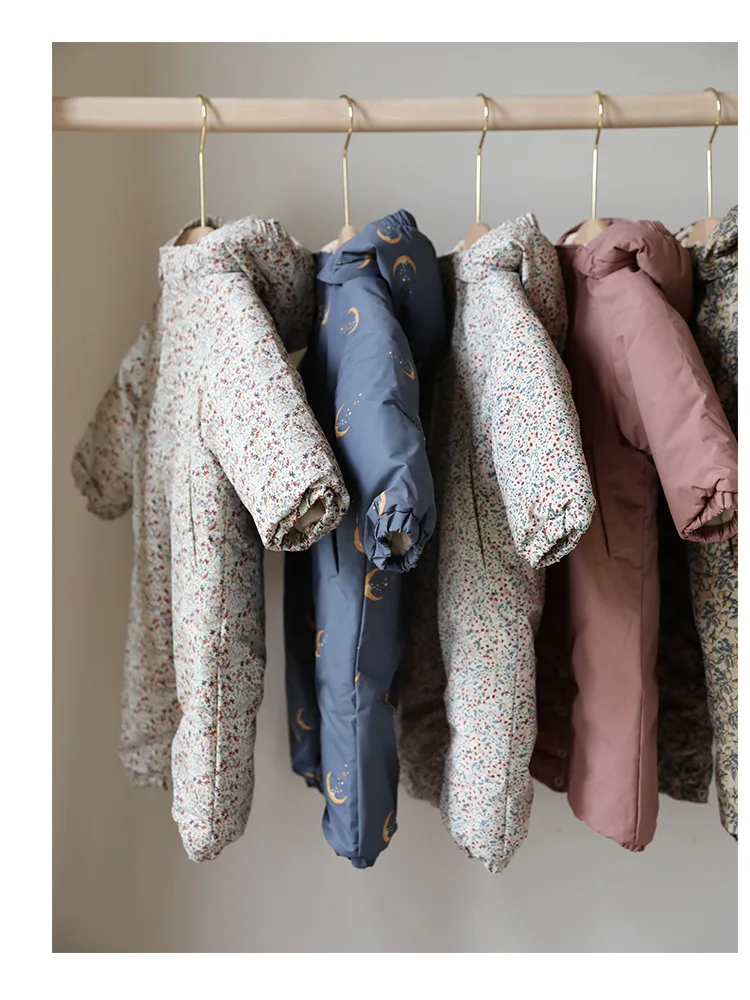 2026 Winter Baby Rompers Print Toddler Baby Clothing Thick Hooded Infant Baby One-Pieces Bodysuits Jumpsuit Outdoor Warm
