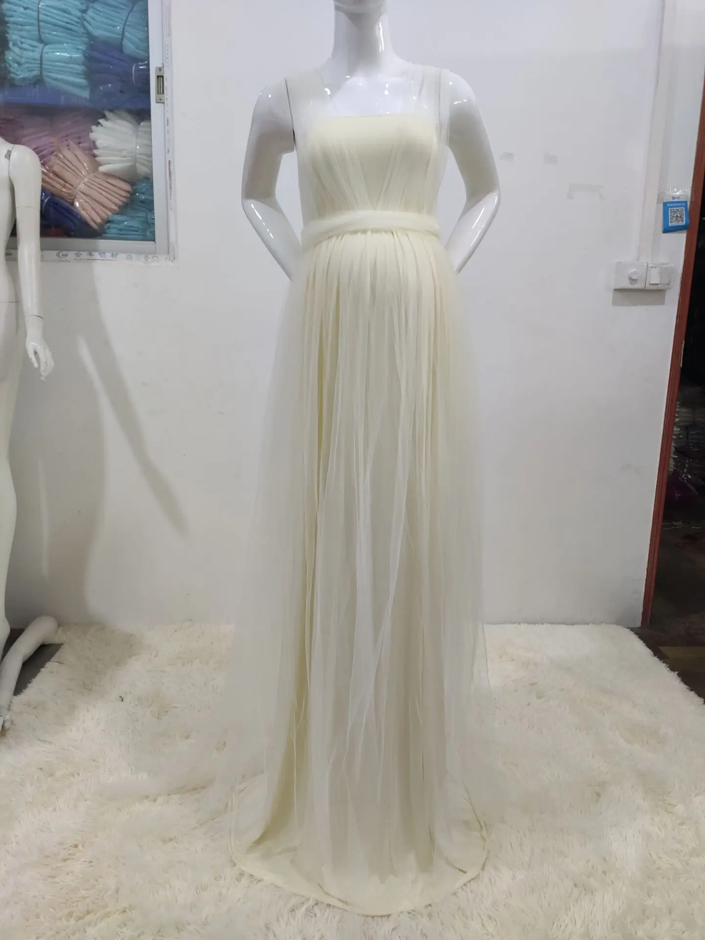 European and American Splicing Mesh Straps Pregnant Women's Floor Mopping Dresses Long Skirts Photography Floor Mopping Dresses