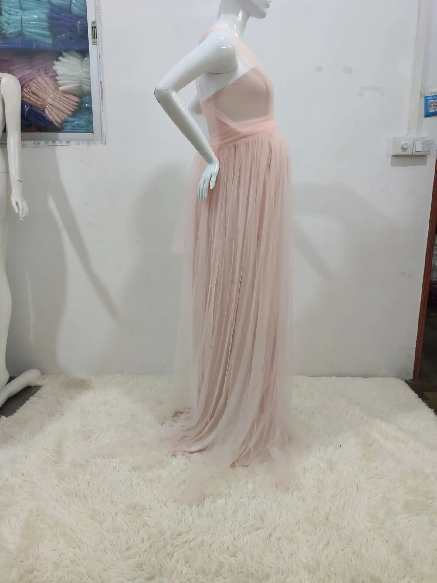 European and American Splicing Mesh Straps Pregnant Women's Floor Mopping Dresses Long Skirts Photography Floor Mopping Dresses