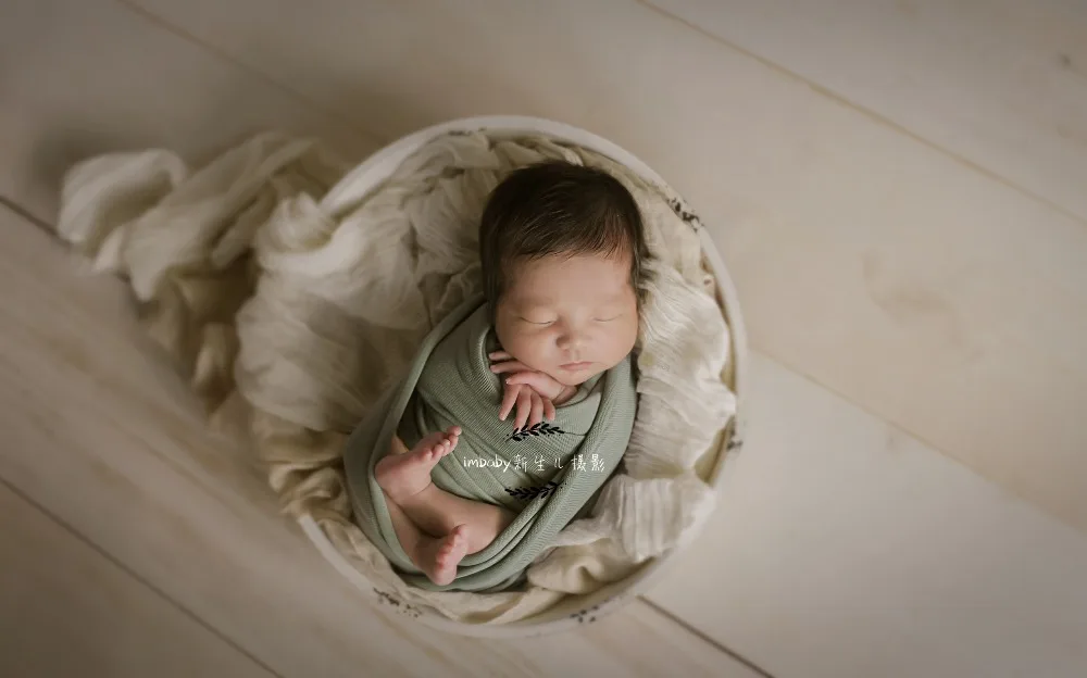 Vintage Wooden Bowl Newborn Photography Props Baby Carved Posing Bowl Photo Props