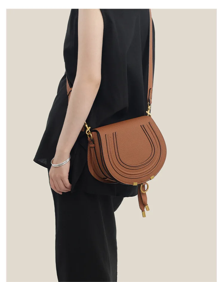 Pebbled Saddle Crossbody Bag For Women U Shape Stitching Decor Gold Metal Hardware Adjustable Strap Vintage Shoulder Purse