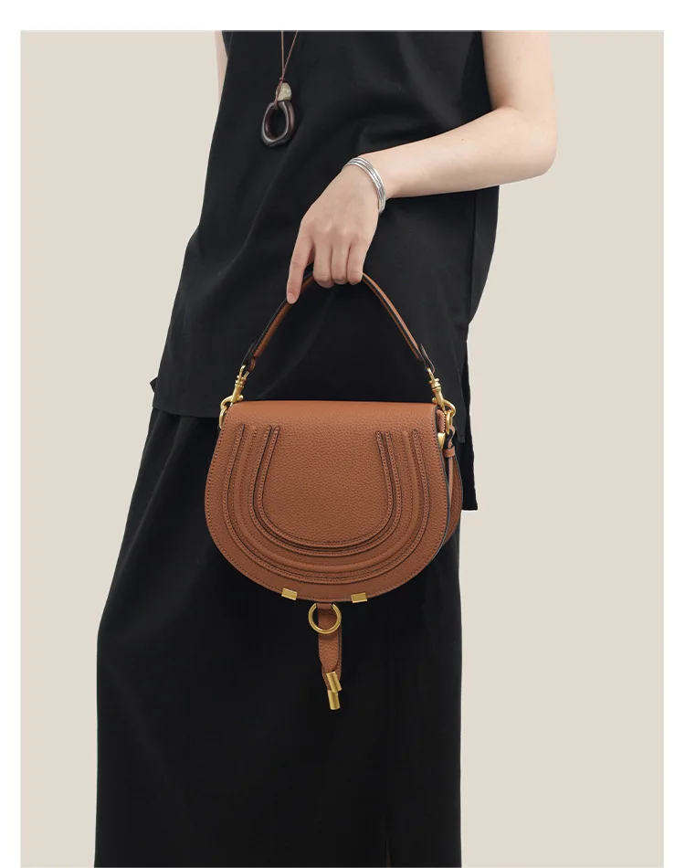 Pebbled Saddle Crossbody Bag For Women U Shape Stitching Decor Gold Metal Hardware Adjustable Strap Vintage Shoulder Purse