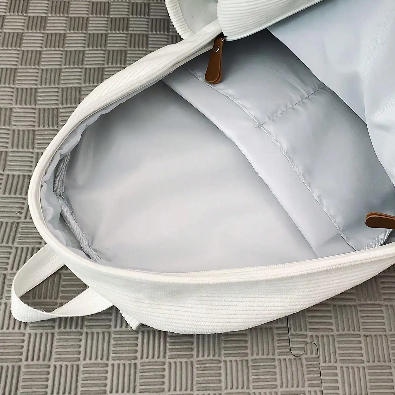 Small Corduroy Backpack For College, Lightweight Casual Backpack For High School, And University, Fits 14 Inch Laptop, Travel Bag School Bag School Bags University Bag Large Capacity Bag sg25072251840550004