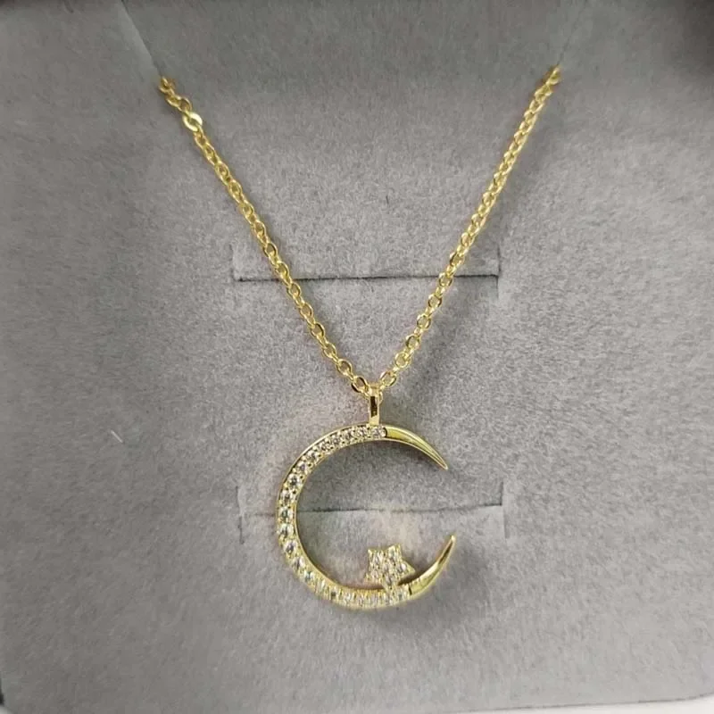 Fashion Shining Inlaid Zirconia Star Moon Pendant Necklace for Women Luxury Crystal Clavicle Chain Necklace Wedding Jewelry