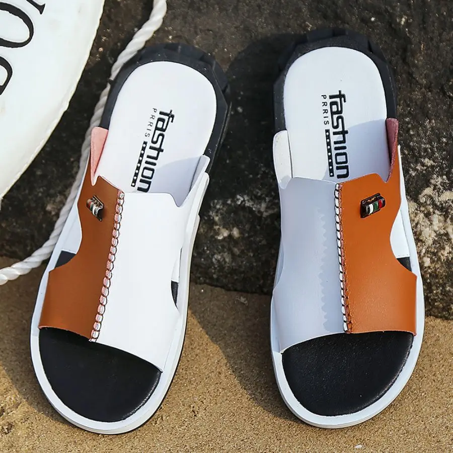Summer new men's flip-flops flat, casual, fashionable and trendy beach shoes