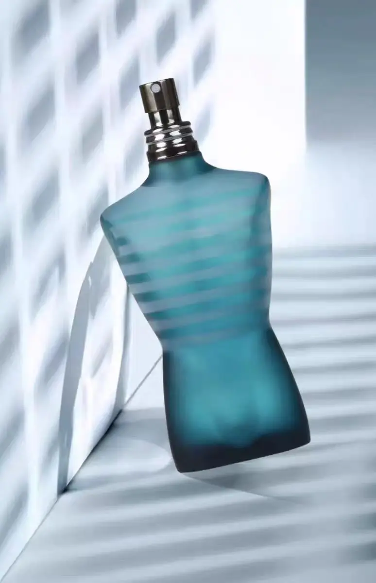 Jean Paul Gaultier Le Male For Men Opens With Cool Mint, Blended With Lavender And Soft Woody Notes. Clean And Fresh, Great For Spring And Summer Daily Wear.