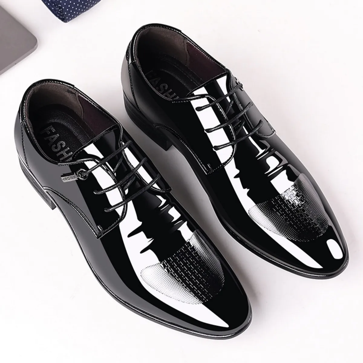 Men's Casual Dress Shoes Mesh Pattern Derby Shoe Classic Lace-up Pointed Formal Oxford Tuxedo Shoes For Men