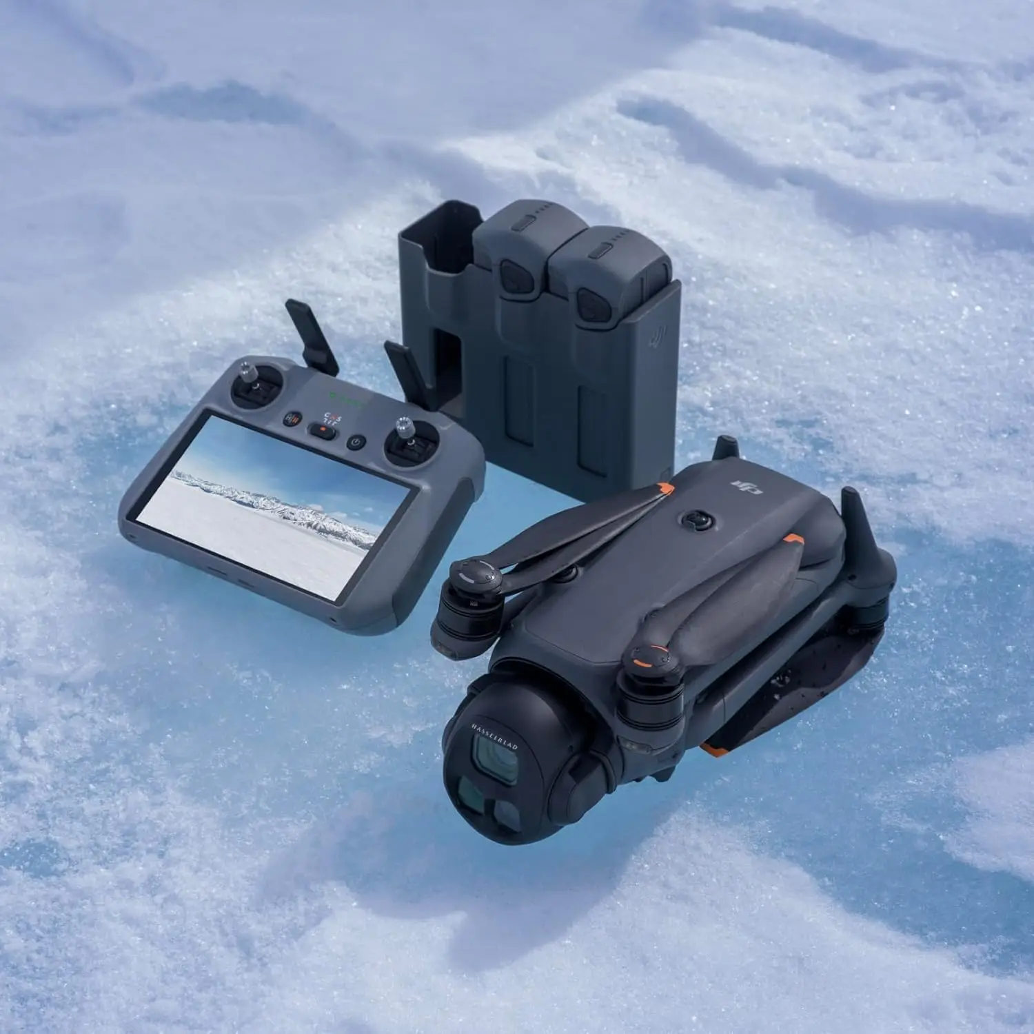 Refurbished Used DJI Mavic 4 Pro Flagship Drone with Controller 100MP 4/3 CMOS Hasselblad Camera 30km Video Transmission 51min Flight Time Charging Hub Included
