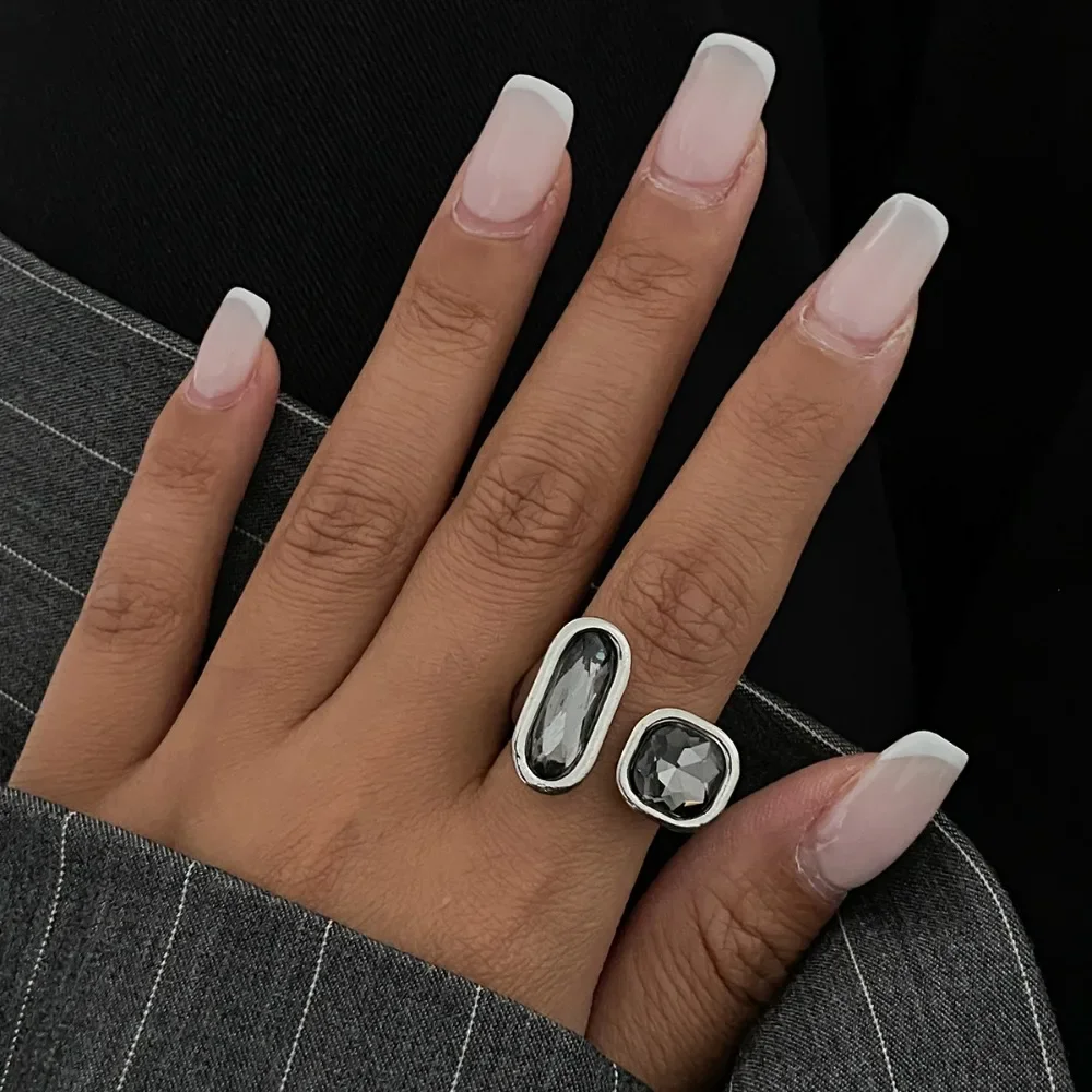 Women Minimalist Acrylic Rhinestone Open Ring, Korean‑Style Geometric Adjustable Knuckle Ring, Fashion Jewelry Accessory, Ideal Gift for Party and Daily Occasions