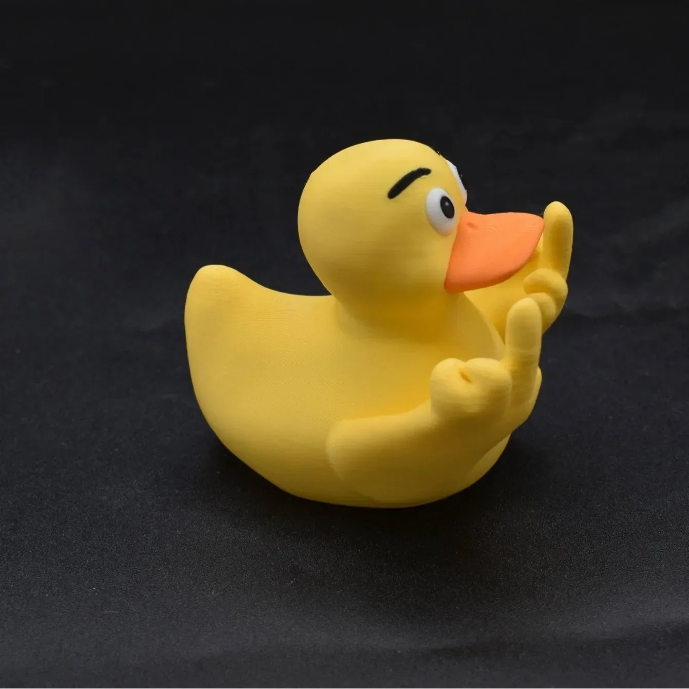 Duck for Jeep Car Truck Dashboard Interior Middle Finger Duck Rubber Ducks Finger Bidem with Us Flag Pattern Small Yellow
