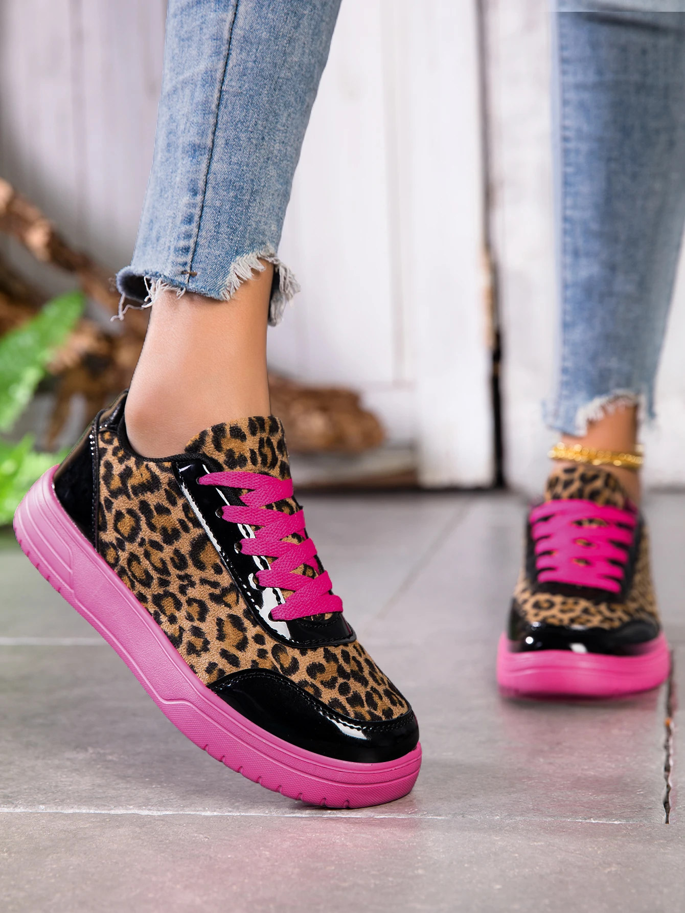 Sneakers for Woman, Women's Sneakers and Casual Shoes, Breathable Running Shoes, Stylish Shoes for Woman Comfort Women Shoes for Outdoor Walking Fitness
