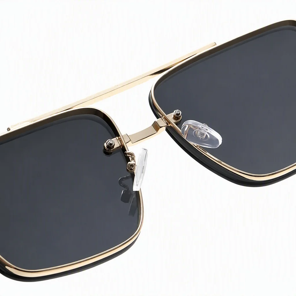 New Vintage Square Sunglasses Women Men Metal Frame Rectangle Sun Glasses Female Eyewear Sunglasses for Male Female Eyeglasses Double beam sunglasses